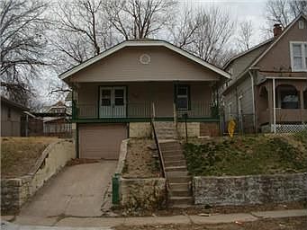 1st image of 520 Lawndale Ave