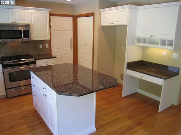 5th image of 8100 NE 102nd Cir