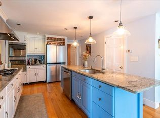 13 Lilac Garden Rd, Damariscotta, ME 04543
