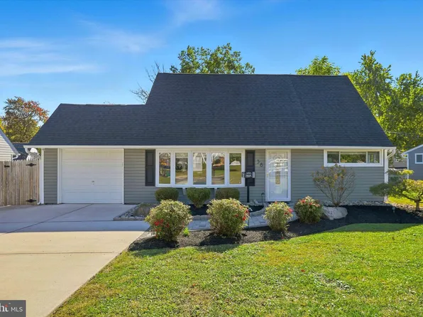 38 Violet Rd, Levittown, PA 19057