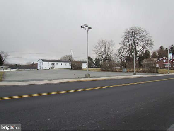 5th image of 504 E Main St #512