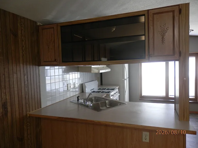 10381 Cramer Rd — Photo 2