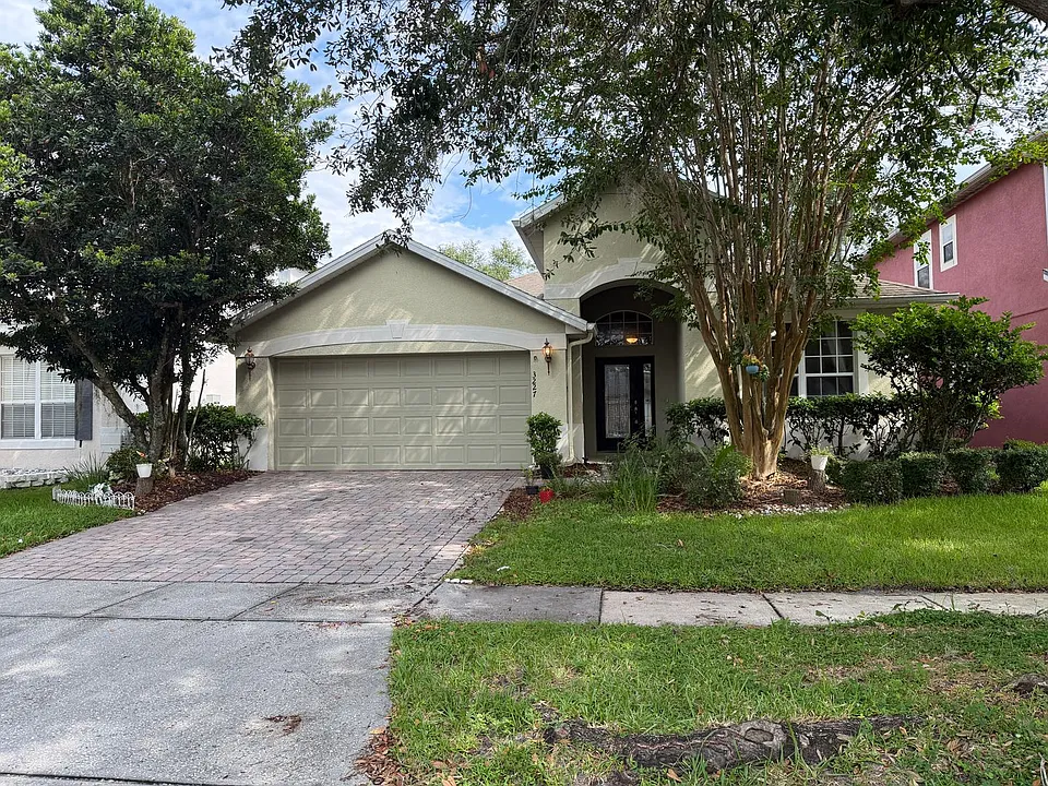 3227 Lake Jean Dr