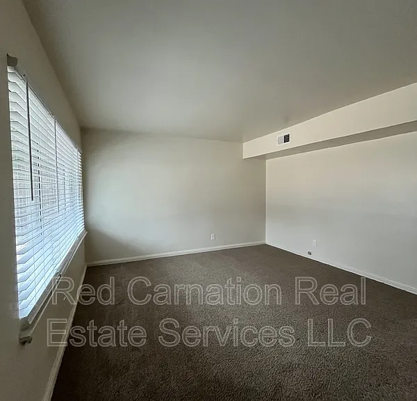 1434 Antoinette Ave — Photo 7