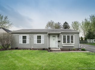 1357 N Russell Ave, Aurora, IL 60506