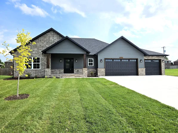 698 E Wright Drive, Willard, MO 65781
