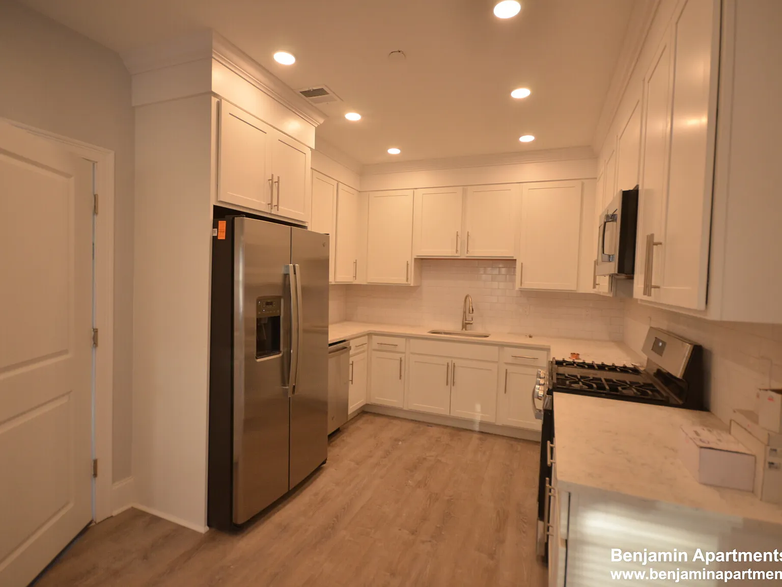 4 bed, $5,000 — Photo 3