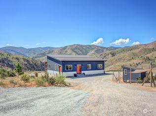 21 Flycast Rd, Omak, WA 98846