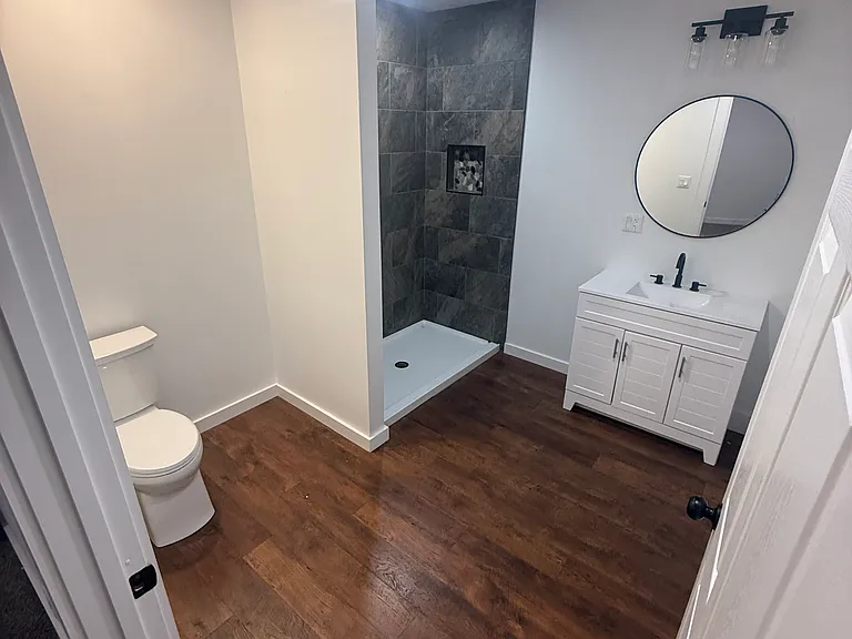 123 Oak St — Photo 8