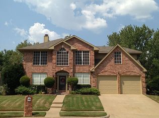 2704 Silver Leaf Ct, Grapevine, TX 76051