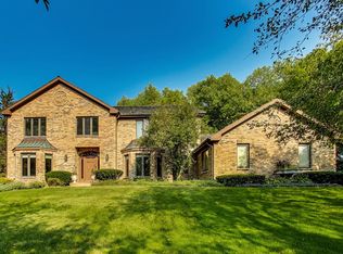 585 Christopher Dr, North Barrington, IL