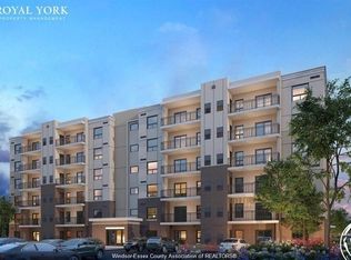 3290 Stella Cres #108, Windsor, ON N8T 3R8