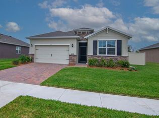 2216 Crowned Eagle Circle Southwest Cir, Vero Beach, FL 32962