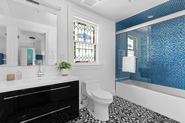 Sold by Compass | media 11