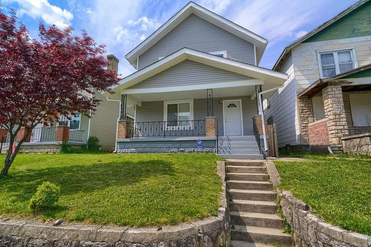 1482 Hildreth Ave photo 1
