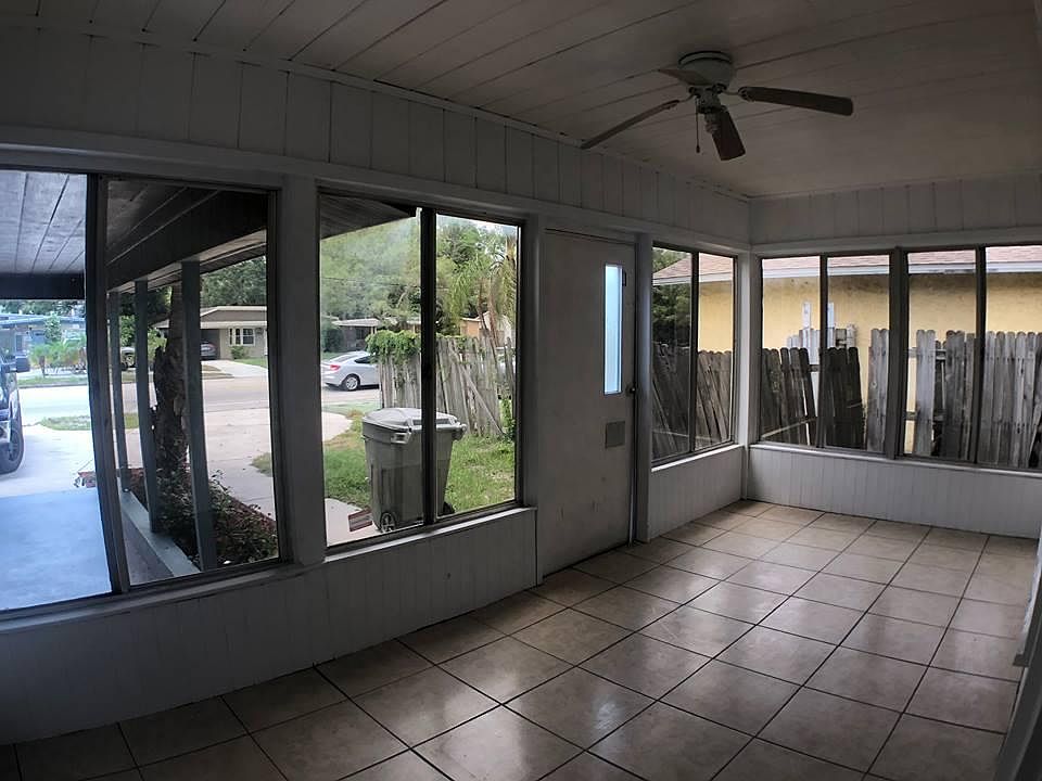 FLORIDA ROOM