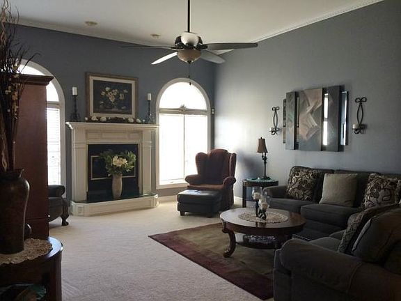 5th image of 4608 Manor Dr