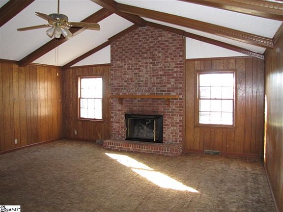 2nd image of 105 Lakemont Dr
