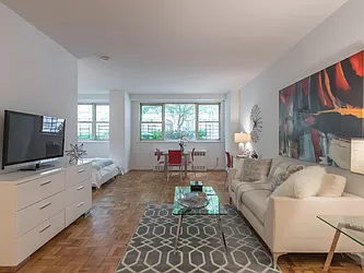 Rented by Rose Valley Management