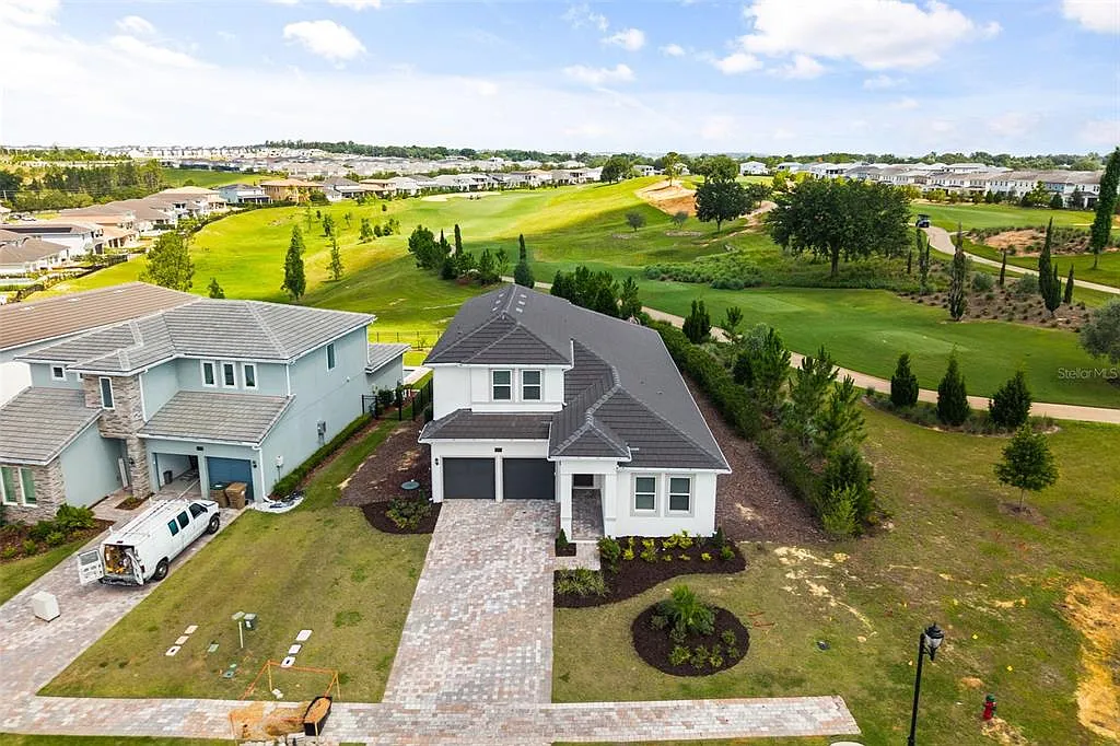 5 bed, 3.5 bath, 2950 sqft, $6,200 — Photo 4