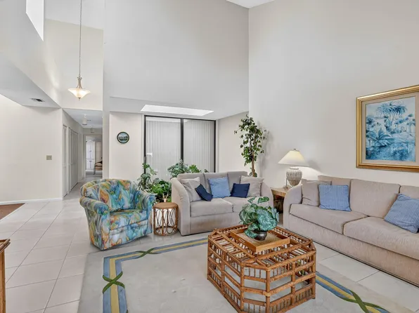 19600 Sawgrass Circle #2604, Boca Raton, FL 33434