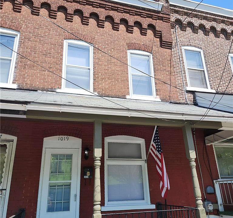 1st image of 1019 E 4th St