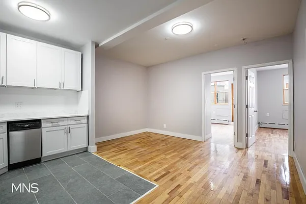 Rented by MNS Marketing | media 12