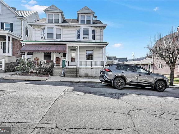 3rd image of 519 Greenwood Ave