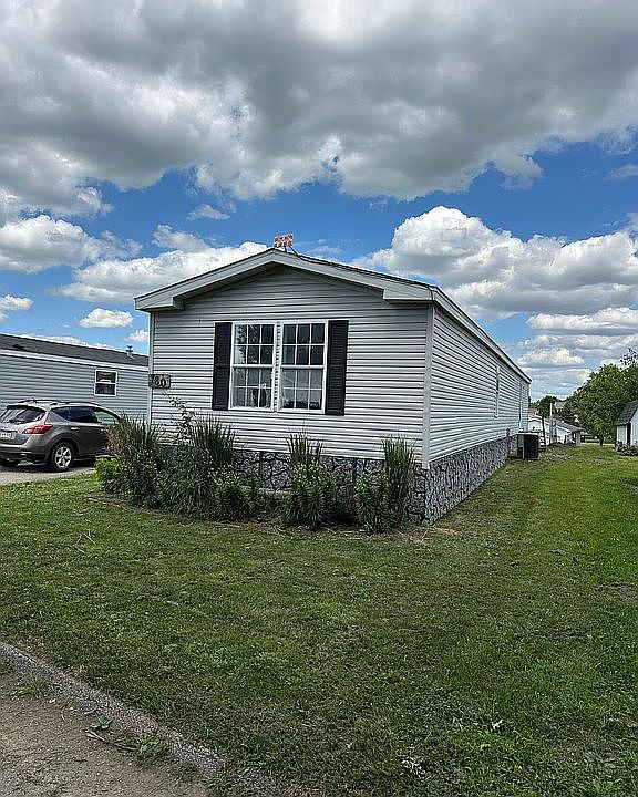 1st image of 780 Ashby Dr