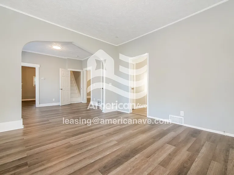 797734_005_wm_-_living_room_13251488.jpg