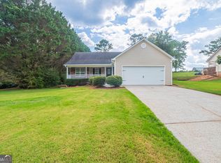 1227 Dale Dr, Monroe, GA 30656