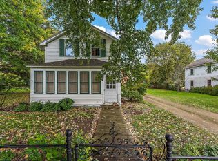 360 Plateau St, Taylors Falls, MN 55084