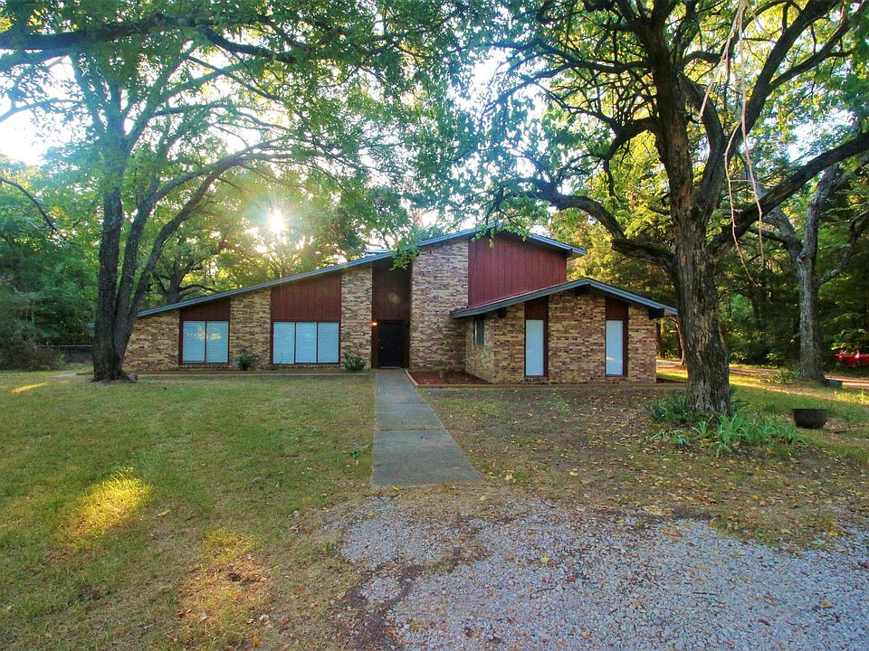 1st image of 202 County Road 3106