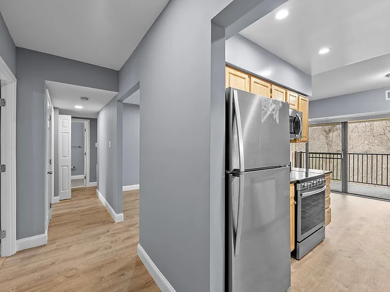 11613 Stoneview Sq #21C — Photo 2