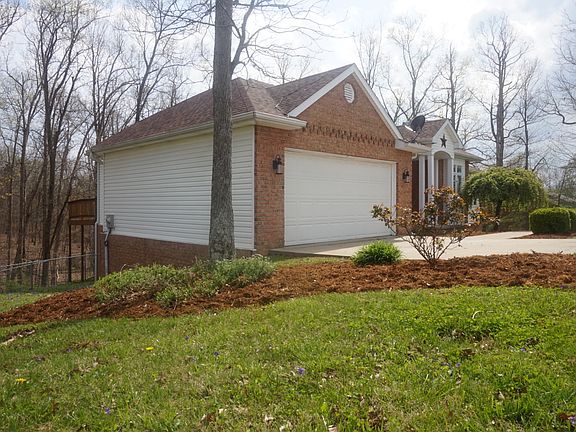 2nd image of 452 Tanglewood Dr