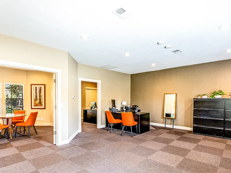 Overlook at Murrayhill Apartments — Photo 5