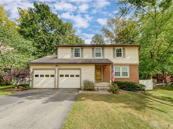 4035 Willow Run Dr, Dayton, OH 45430