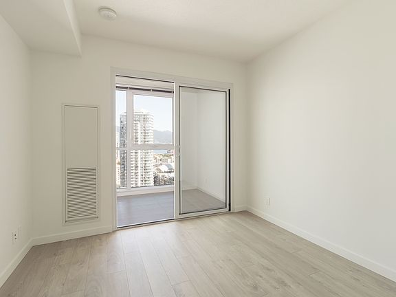 3rd image of 685 Pacific Blvd #2810