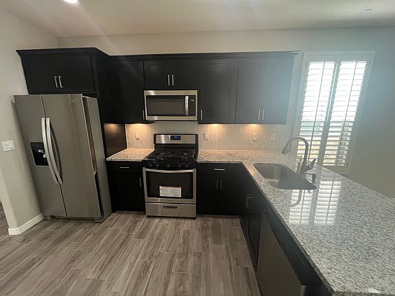 4th image of 4528 Mark Avizo St