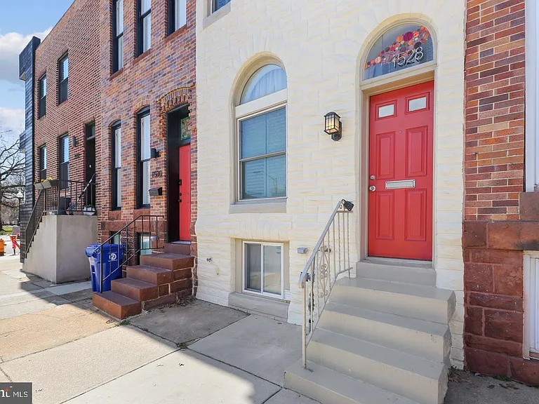 1528 Covington St — Photo 1