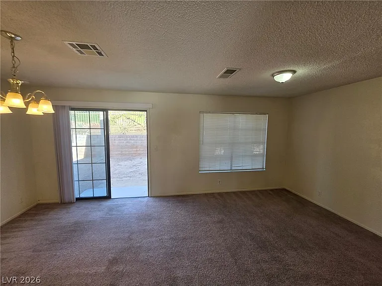 4801 Fiesta Lakes St — Photo 41