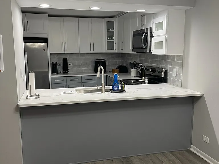 4608 Euclid Ave #1C — Photo 1