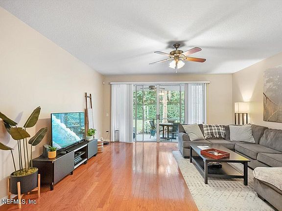 2nd image of 13261 STONE POND Drive