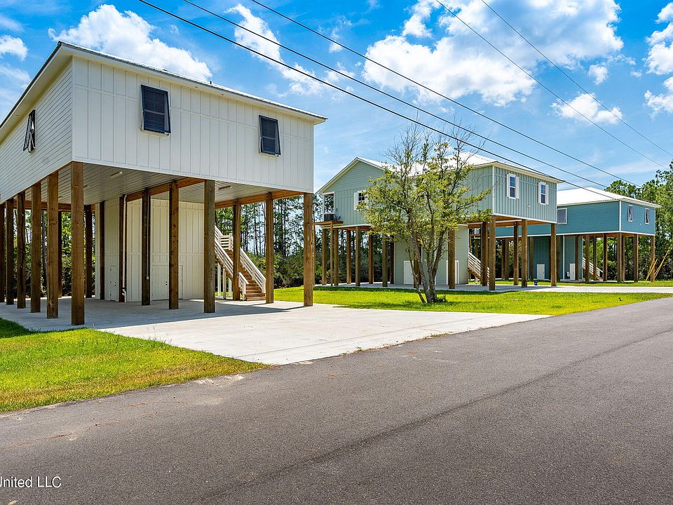 3532 Loulu Pl, Diamondhead, MS 39525 MLS 4052052 Zillow