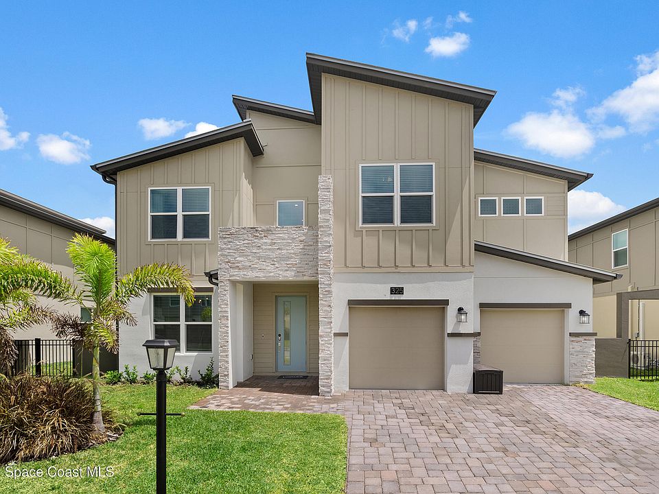 1st image of 325 Strand Dr