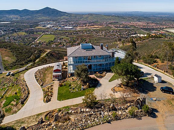 3rd image of 9588 Camino Santa Fe