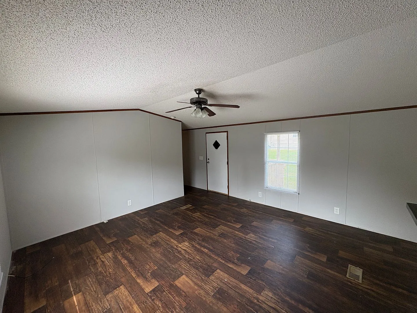 For Rent — Photo 3