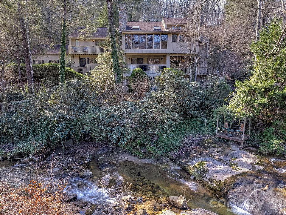 1st image of 171 Fairway Dr