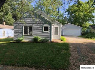 325 E North St, Manly, IA 50456