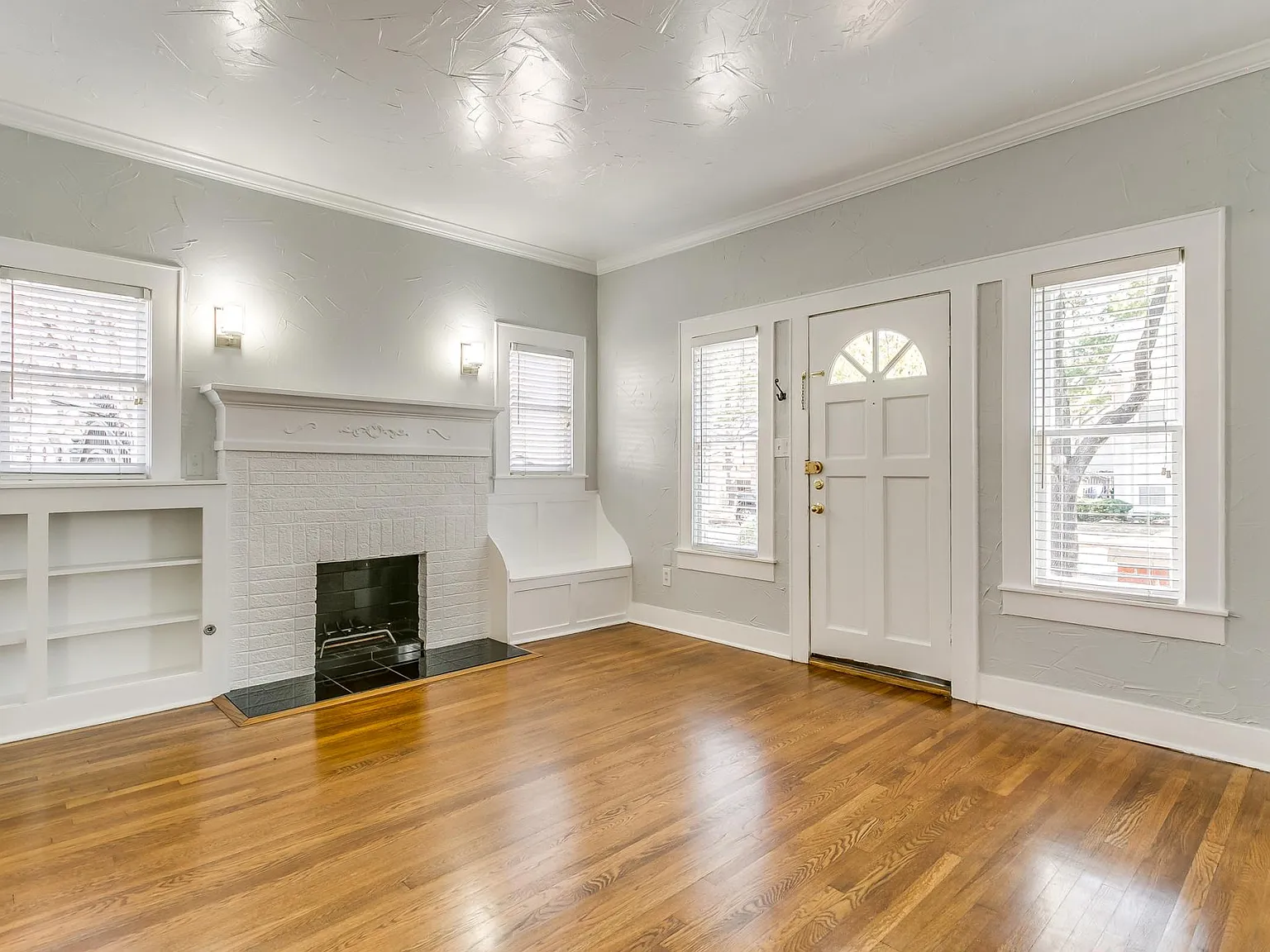 3 bed, 1680 sqft, $3,200 — Photo 3